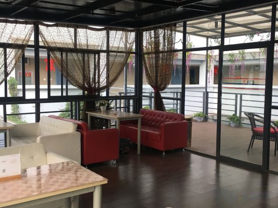 Others 5, Jingyue Hotel (Zhaoshun No.1 City), Chuxiong Yi