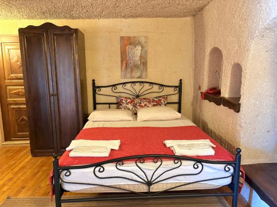 Nature Park Cave Hotel Room Type - Double Cave Deluxe Room 