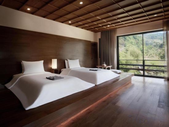 Onsen At Moncham Room Type - Grand Room with Mountain View