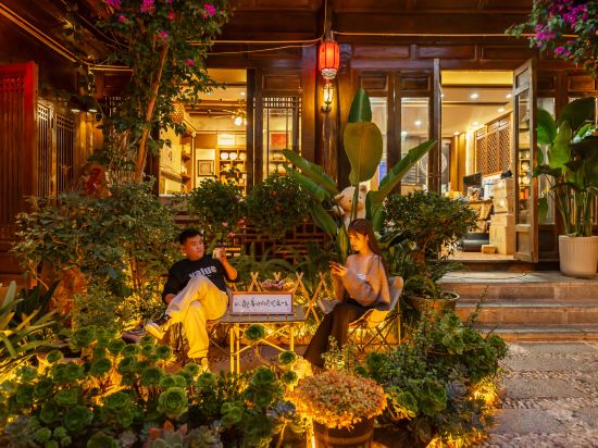 Others 3, Linglong Xiaozhu | Travel Garden View Homestay, Lijiang