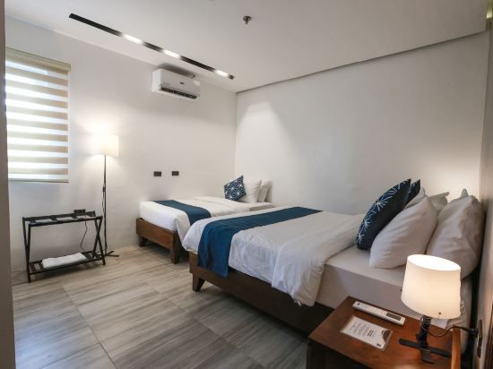 Coron 180 Hotel Room Type - Standard Triple Room Coron 180 Hotel Room Type - Standard Triple Room