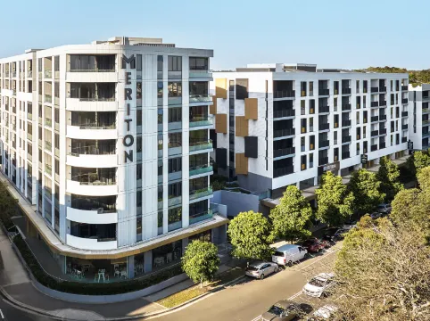 Meriton Suites Coward Street