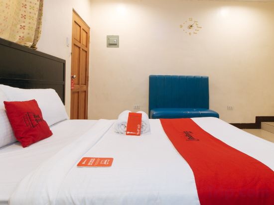 OYO 490 V-cat Apartelle Room Type - RedDoorz Room