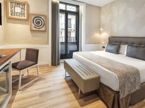 Catalonia Puerta del Sol