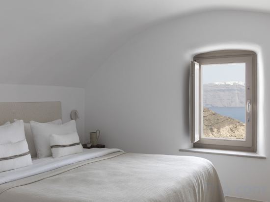 Canaves Ena - Small Luxury Hotels of the World - Tap to explore photos