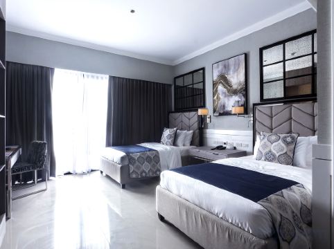 Stonehill Suites - Tap to explore photos