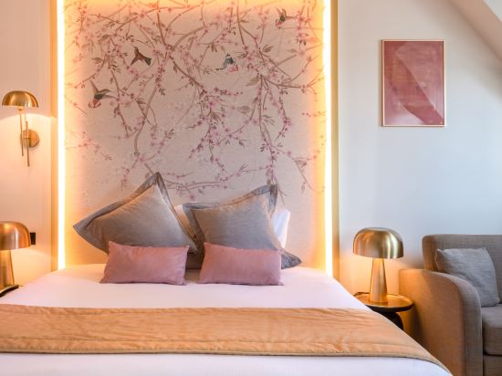 Princesse Caroline Room Type - Mini Suite
