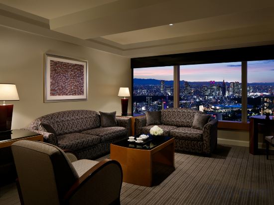 The Ritz-Carlton, Tokyo - Tap to explore photos