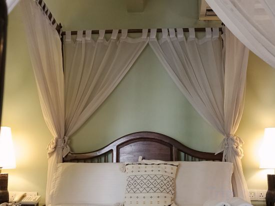 Anggun Boutique Hotel Room Type - Anggun Suite