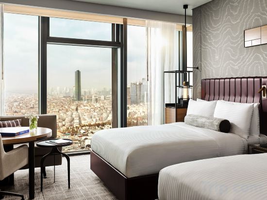 Fairmont Quasar Istanbul Room Type - FAIRMONT GOLD City View 2 Queen - 40 sm, Lounge Access