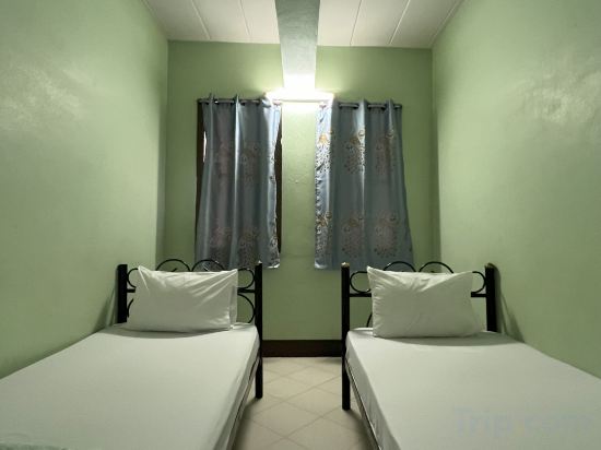 Bella Bella House Room Type - No Air Conditioning Fan Room Twin Room with Shared Bathroom