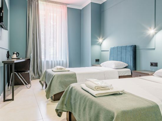 Route Hotel Room Type - Standard Double or Twin Room Route Hotel Room Type - Standard Double or Twin Room