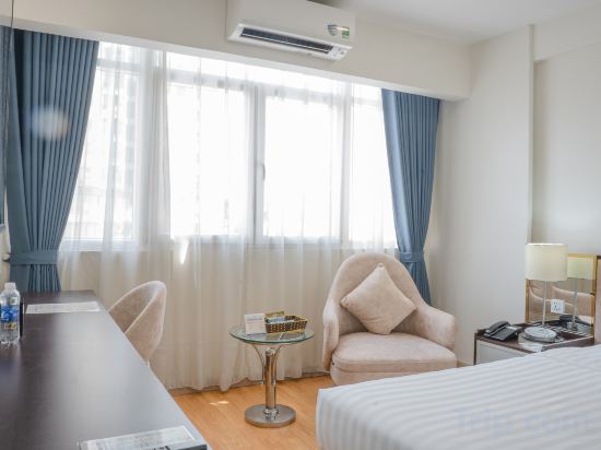Bao Son International Hotel Room Type - Superior City View Twin Room