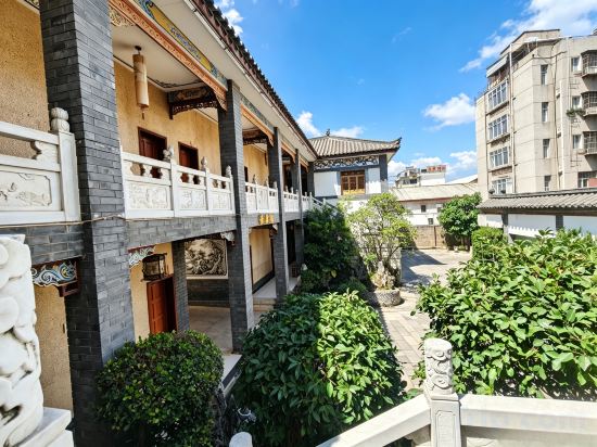 Others 2, Sanlong Hotel, Honghe Hani and Yi