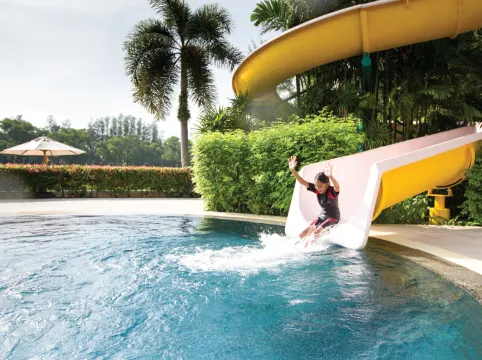 樂谷浪鴻居酒店