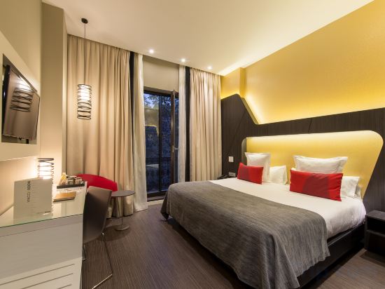 Hotel Vincci Gala Room Type - Standard Triple Room