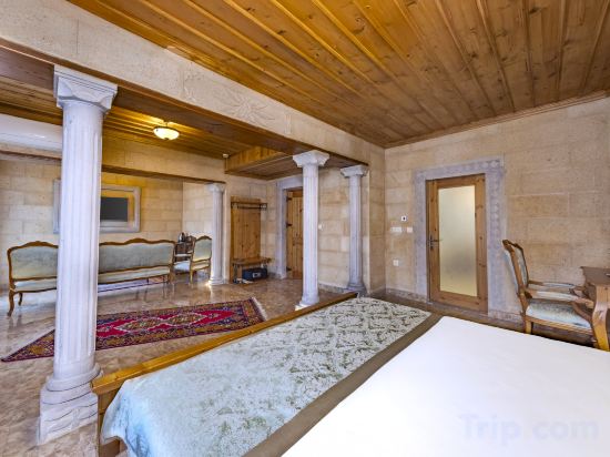 Cratus Stone Palace Room Type - Junior Suite with Balcony