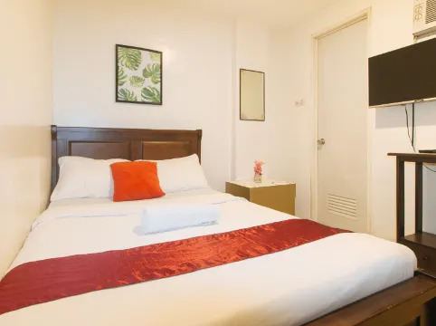 Nearest Hostel Pasay City by RedDoorz