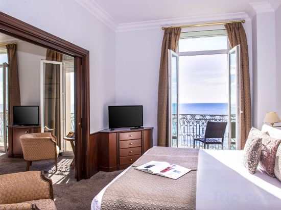 West-End Hotel  Room Type - Triple Room with Sea View