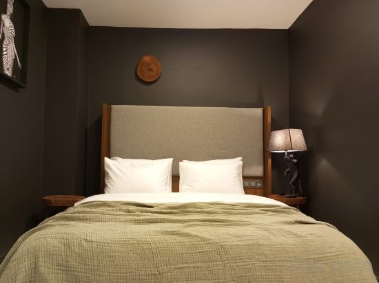 Taksim Landhouse Hotel Central Studio Apartments 1 Min to Taksim Room Type - Basic Studio (No Window)