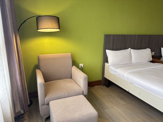 Newtown Plaza Hotel Room Type - Standard Room