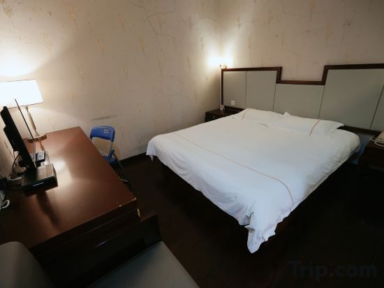 Shamian Hotel Room Type - Special Queen Room