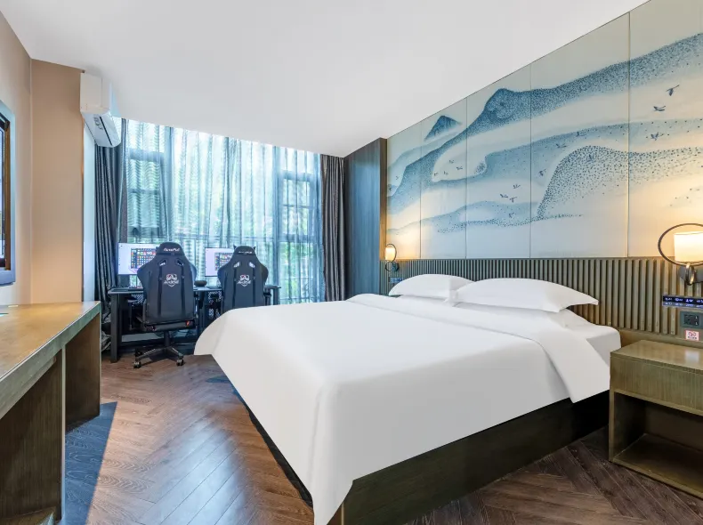 i Electronic Sports Hotel (Shanghai Wujiaochang University of Finance Subway Station)