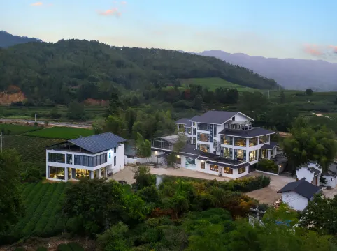 Floral Lux Hotel · Luxury and Freedom, One Flavor Tea Manor Hotel