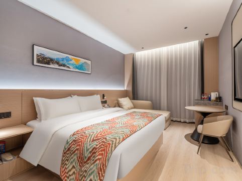 Lianjie Hotel Room Type - Elegant Scenic Double Bed Room (No Window)