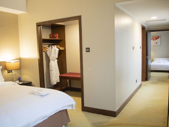 Grand Mercure Beijing Central Room Type - Deluxe Family Suite Grand Mercure Beijing Central Room Type - Deluxe Family Suite