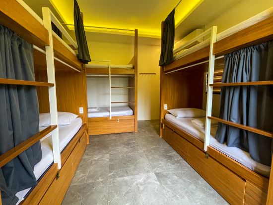 Red Picnic Hostel Room Type - 6-Bed Dormitory Exclusive