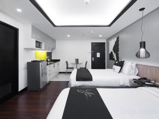 Y2 Residence Hotel - Tap to explore photos
