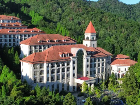 Holiday Way Resort Lushan