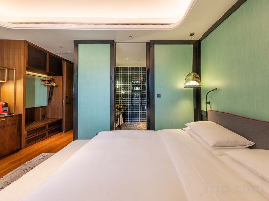New Youth Art Hotel