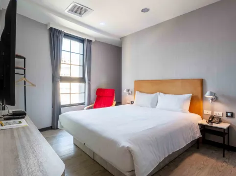 CHECKinn Taichung Ziyou