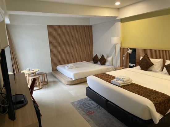 The Golden Ville Boutique Hotel & Spa - Tap to explore photos