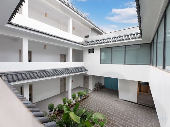 Others 3, Yunshui Yunyi Bloom Inn | Dreamy Terrace Cinema Viewing and Accommodation Hostel, Lijiang