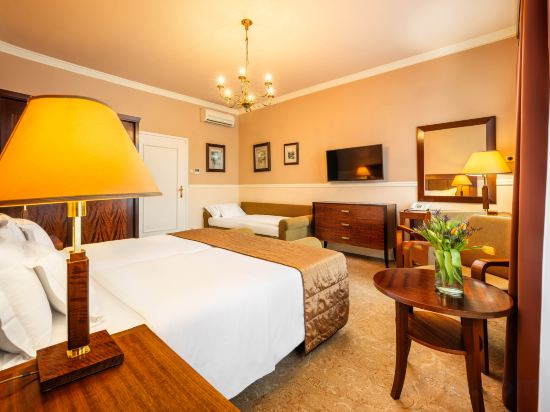 Esplanade Hotel Prague Room Type - Triple Room