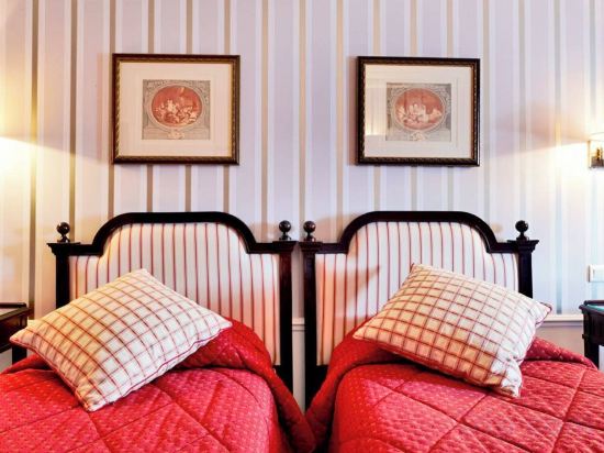 Golden Tulip Washington Opéra Room Type - Adjoining Rooms for 4 People