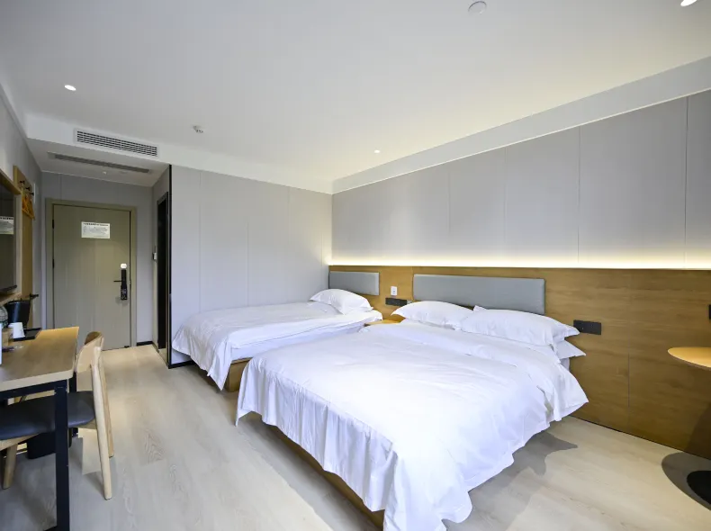 Zsmart Hotel (Shanghai Pudong Zhangjiang Hi-Tech Subway Station)