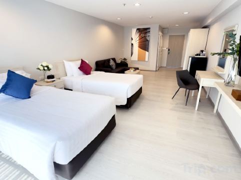 Furama Silom Hotel Bangkok Room Type - Superior Room