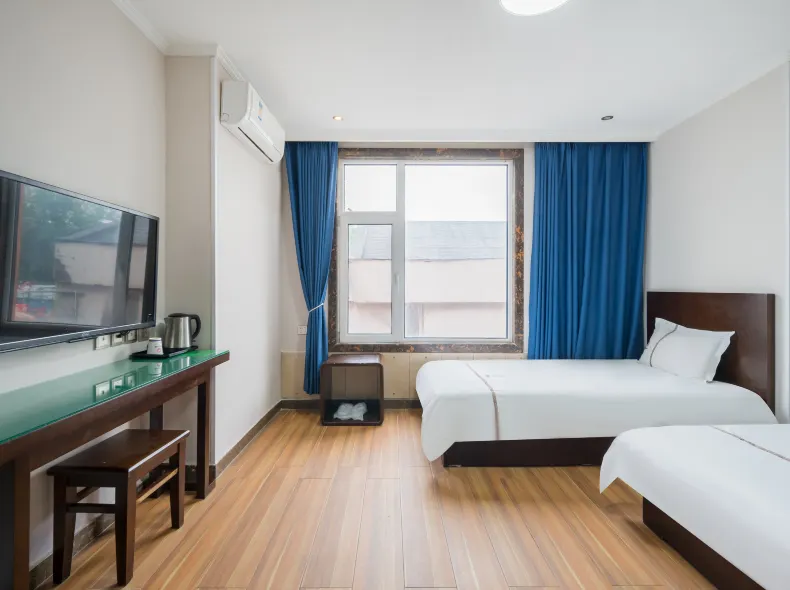 kaiman Hotel (Beijing West Railway Station South Square)
