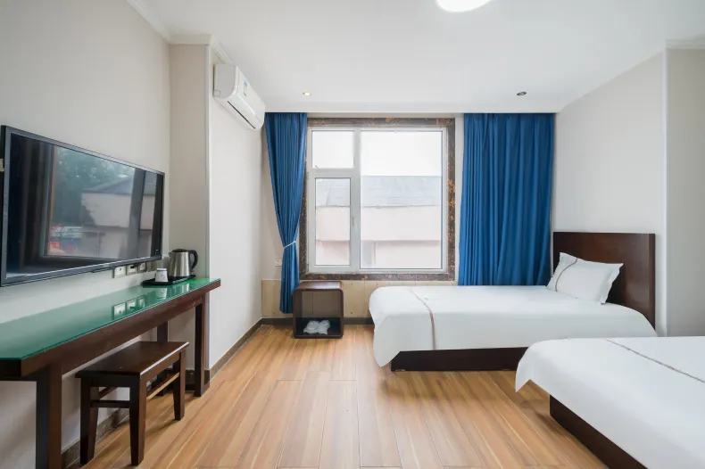 kaiman Hotel (Beijing West Railway Station South Square)