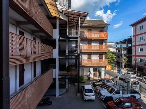 B2 Santitham Boutique and Budget Hotel