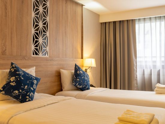 Rodina Beach Hotel Room Type - Deluxe Room Twin Bed