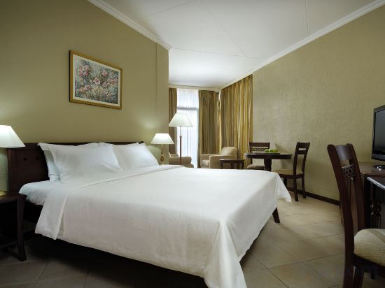 Berjaya Beau Vallon Bay Resort & Casino - Tap to explore photos