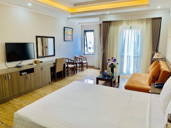 Bacninh Charming Hotel Room Type - Deluxe Double Room