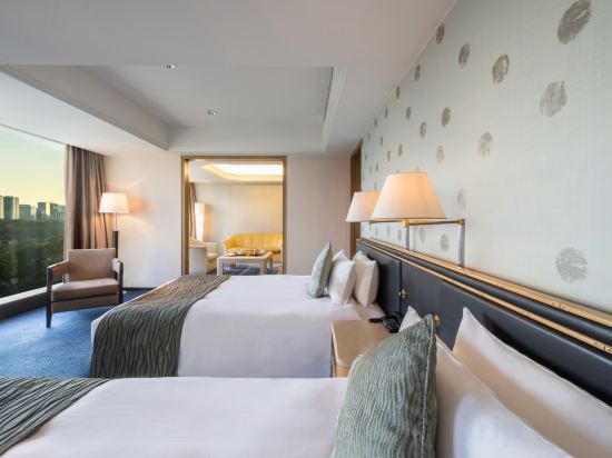 Hotel New Otani Tokyo The Main - Tap to explore photos