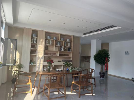 Others 2, Zhaji Yunjing Kezhan, Xuancheng