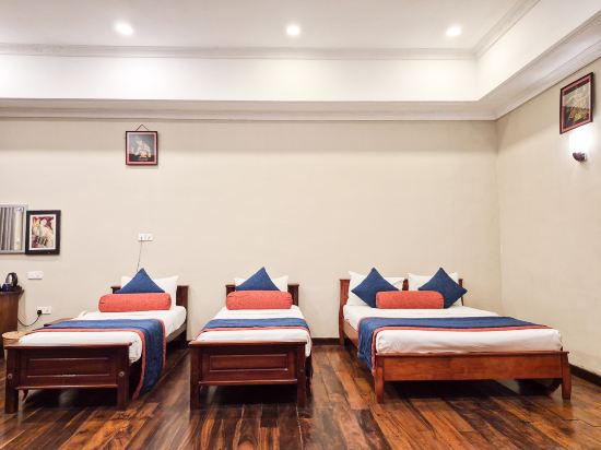 Oak Ray Ella Gap Hotel Room Type - Deluxe Triple Room